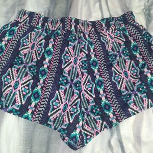 Forever 21 shorts size small